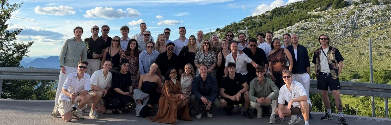 Het team van Sprints & Sneakers, waar Good Life Jobs uit voortkomt